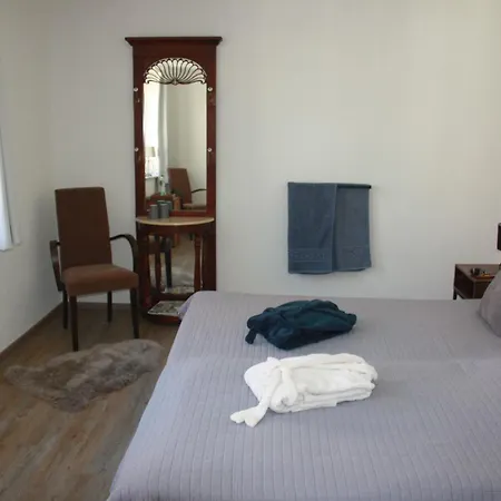 Bed & Breakfast Gaestehaus Luna Zeil am Main