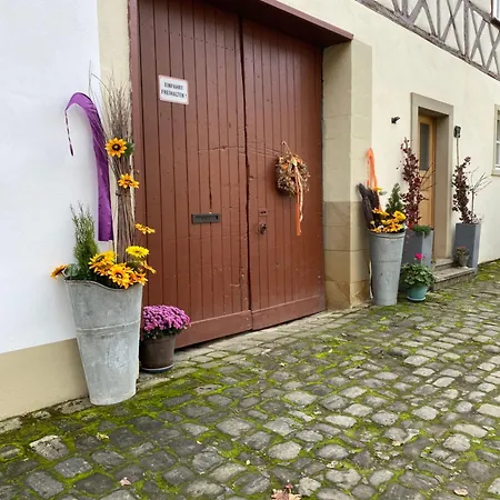 Gaestehaus Luna Bed & Breakfast *